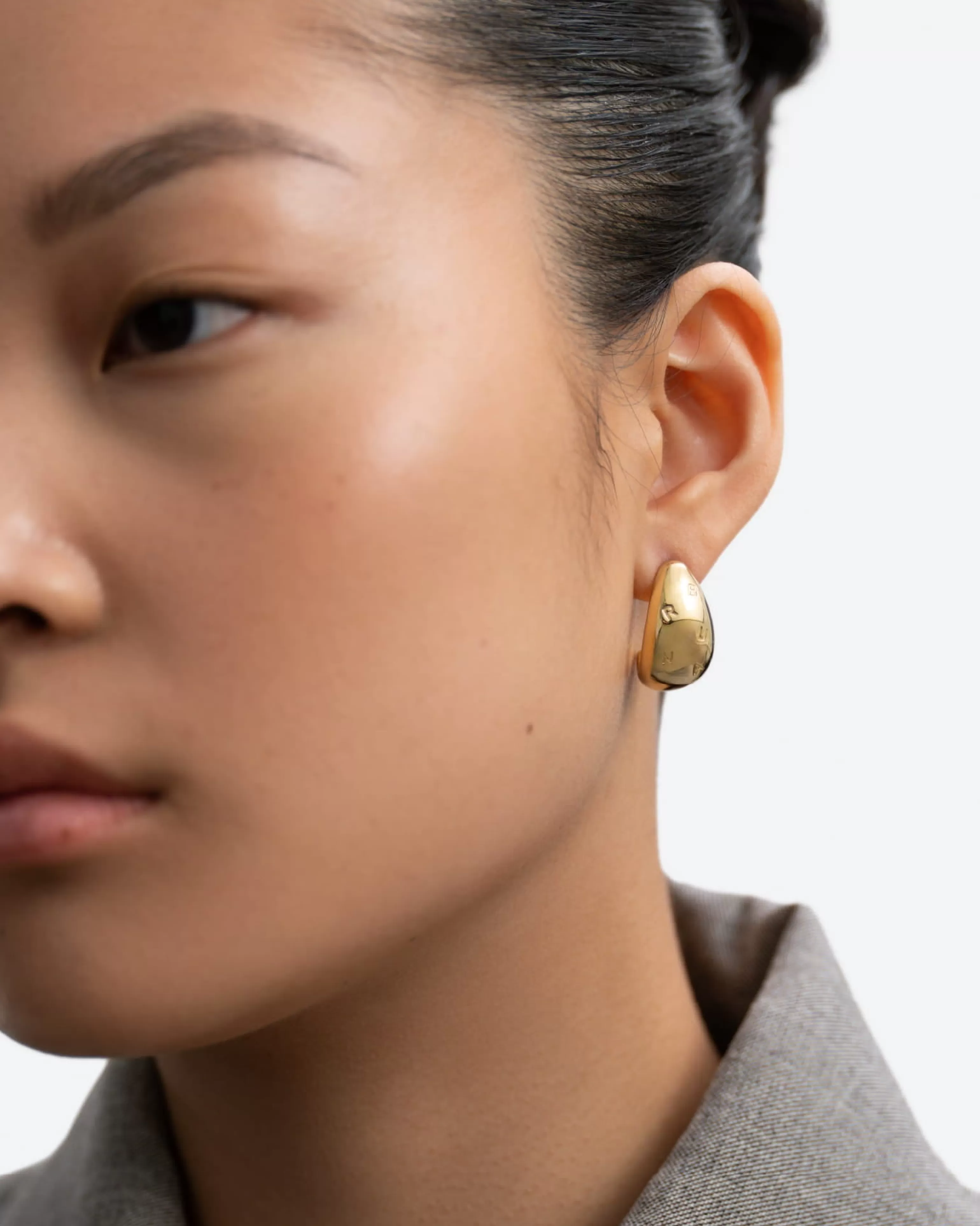 BRUNA The Label Drop^Drop Logo Earrings
